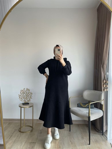 Volanlı Üç İplik Elbise Siyah